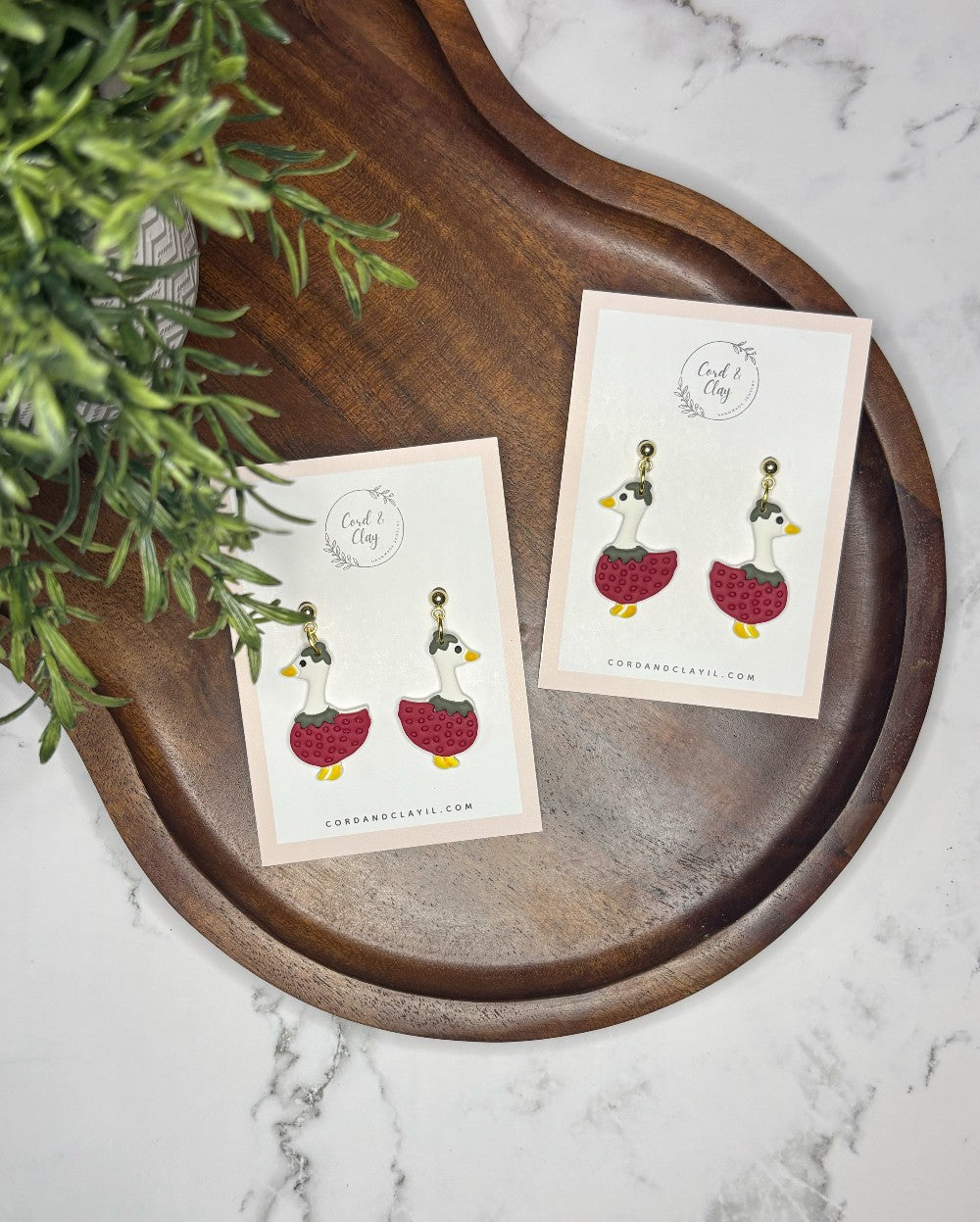 Strawberry Goose Dangles|7926