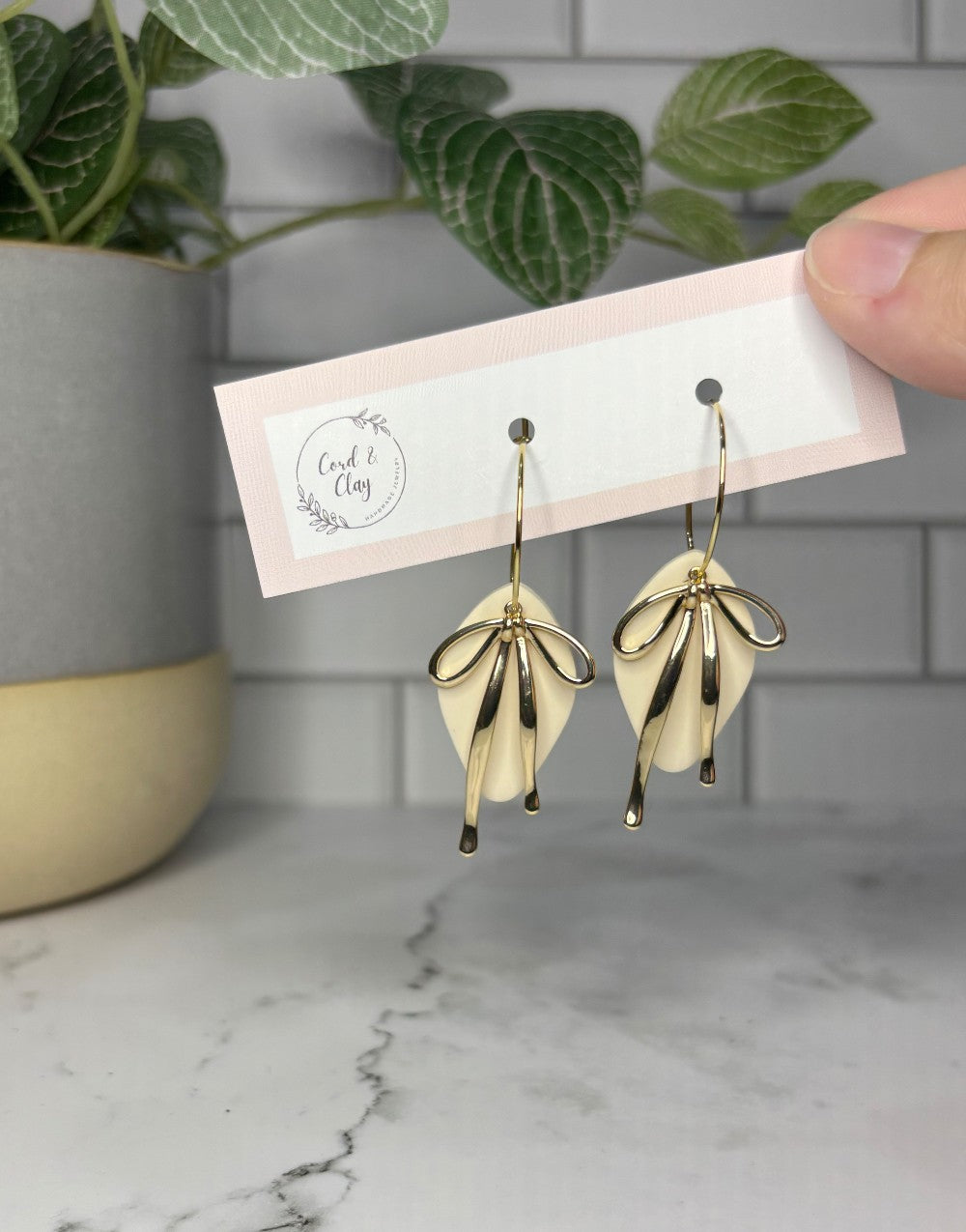 Ivory Bow Hoops|1601