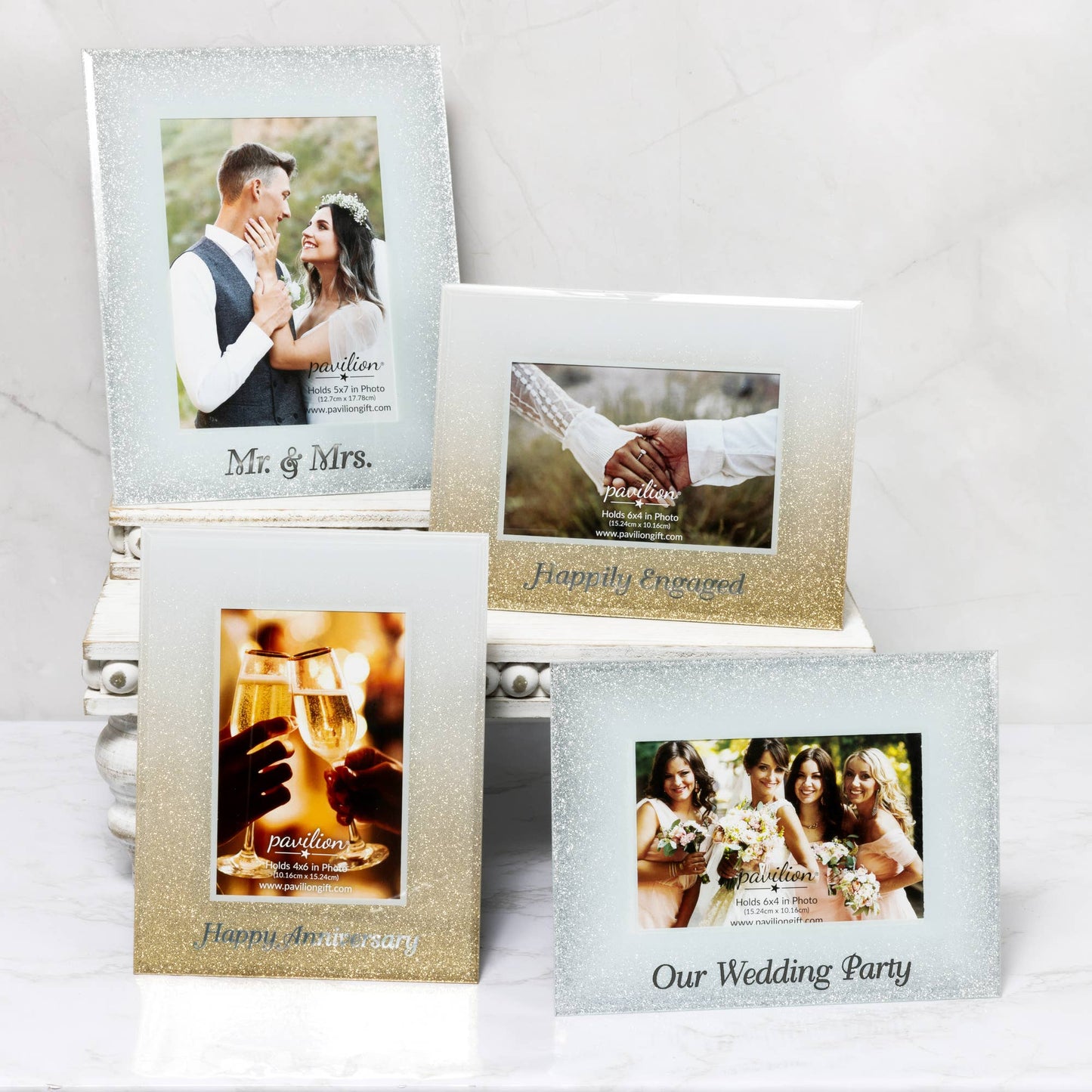 Happily Engaged - 8.75" x 6.75" Frame (Holds 6" x 4" Photo)