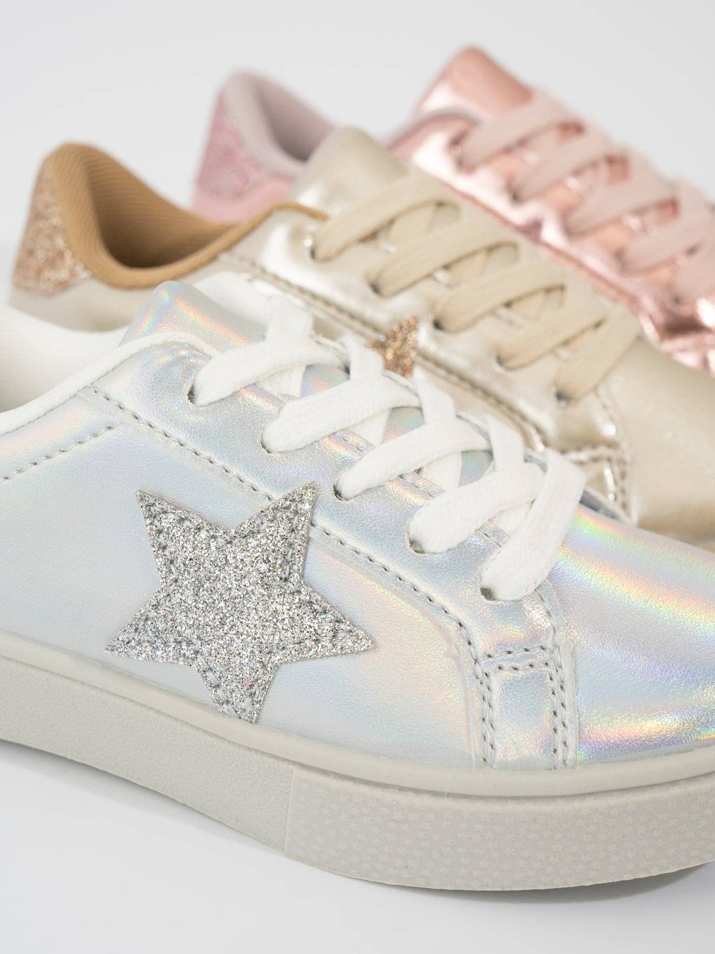 Girls' Holographic Sparkle Star Sneaker - Silver