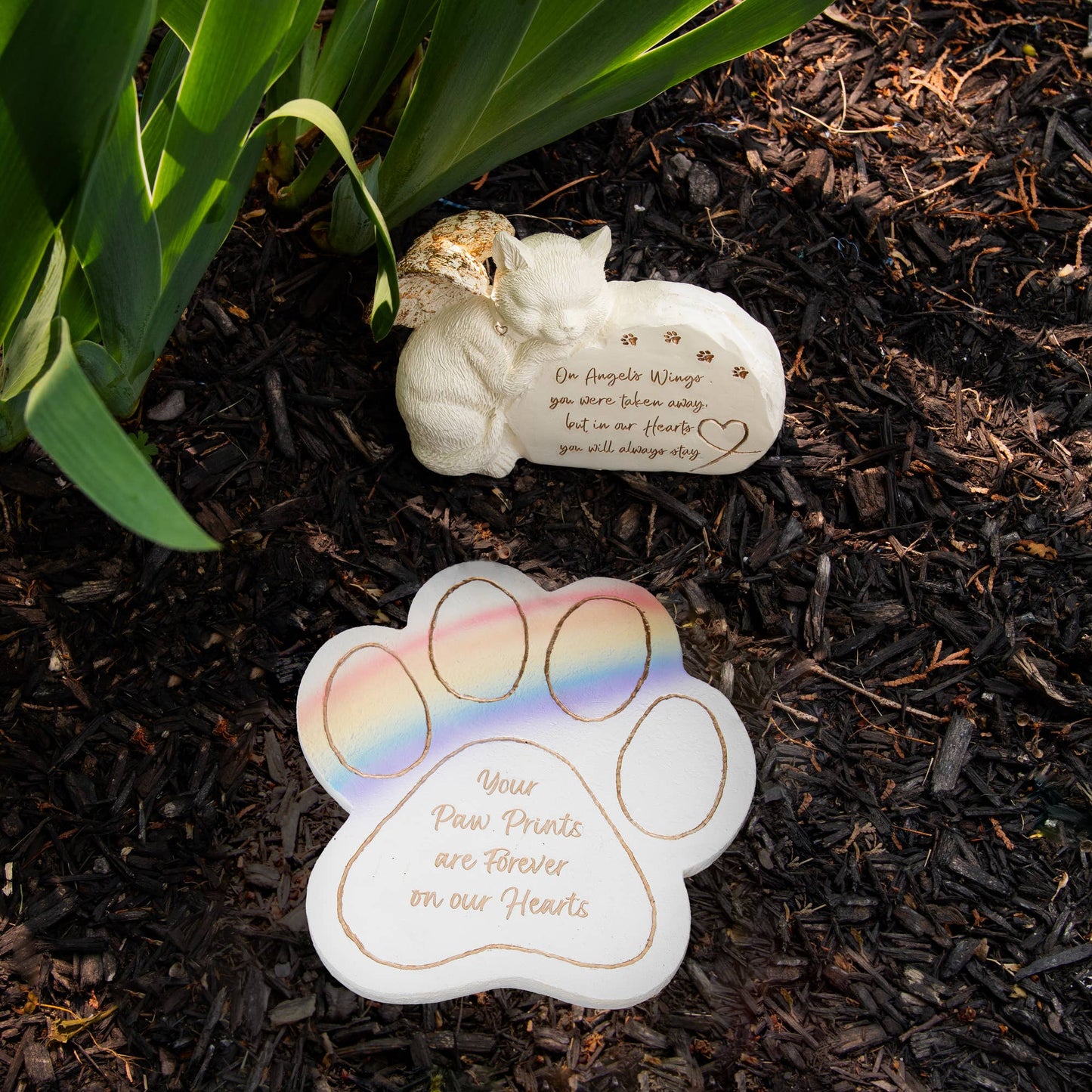 Pawprints - 11" Pawprint Garden Stone