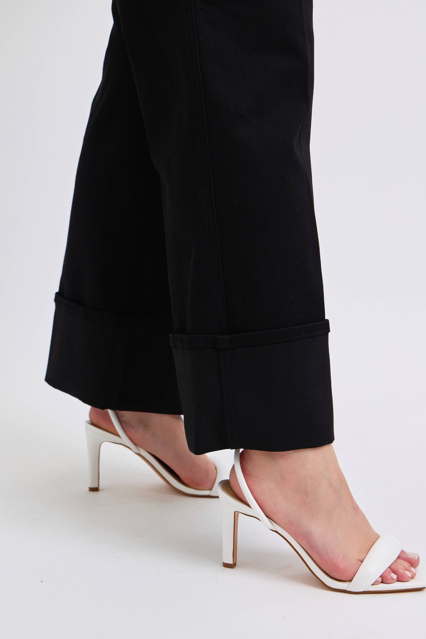 PLUS HW Retro Wide Cuffed Leg Judy Blue