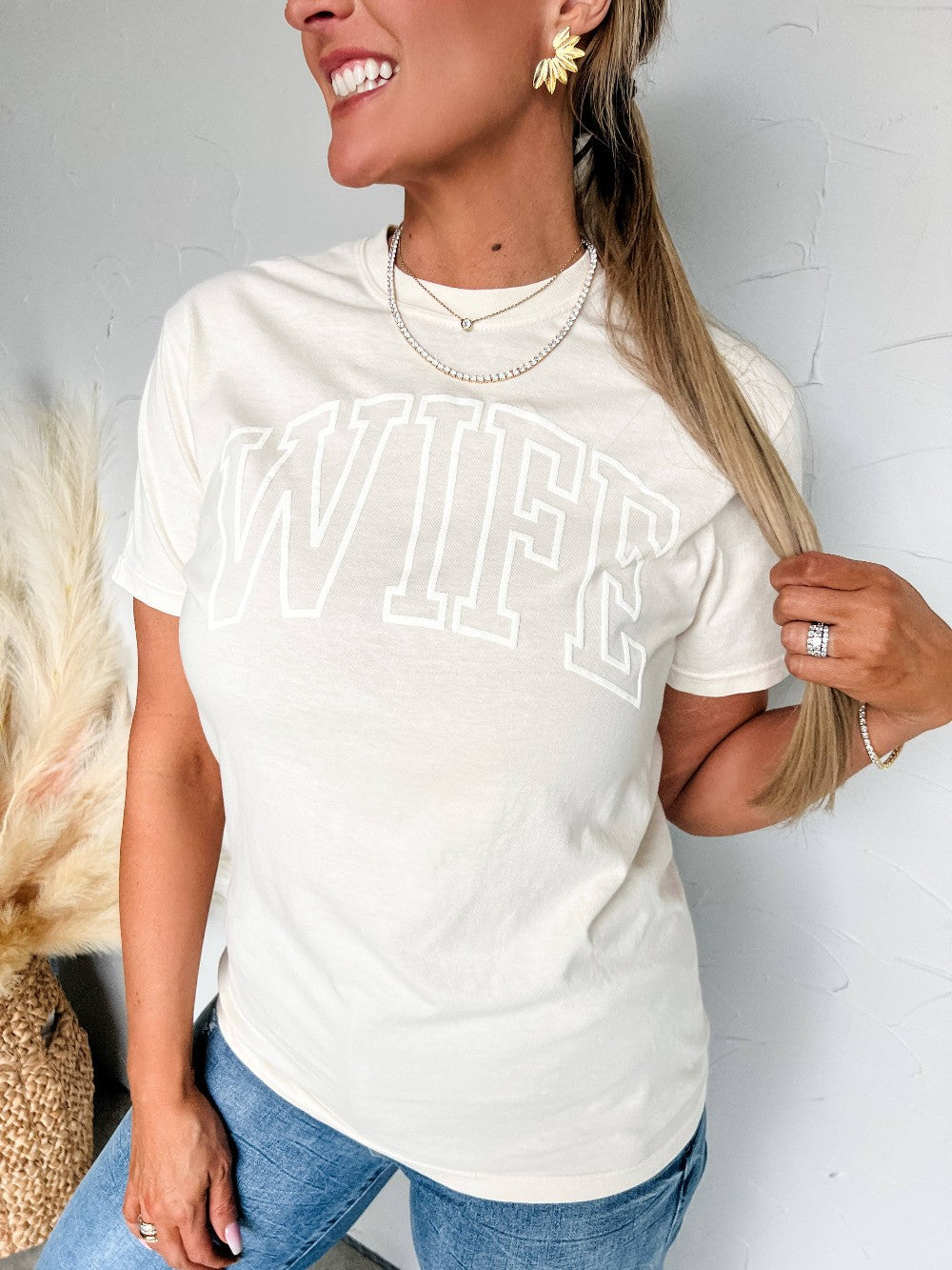 Wife Puff Outline Tee|9170