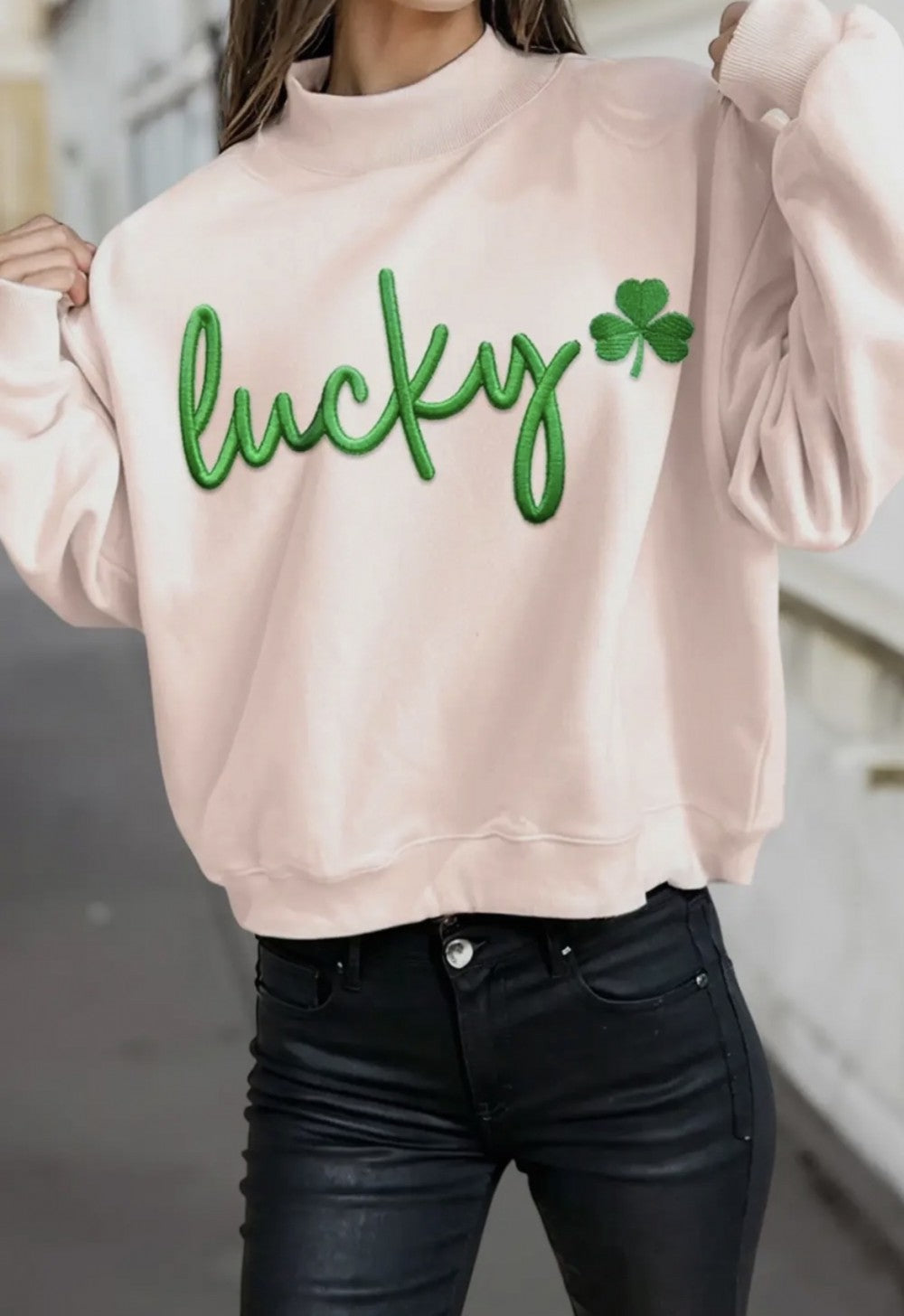 Lucky Emboioidery Mock Neck Sweatshirt|5153