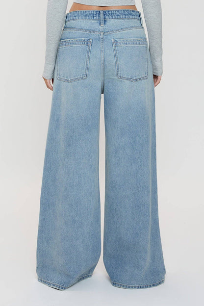 Billie Relaxed Rise Baggy Wide Leg Jeans