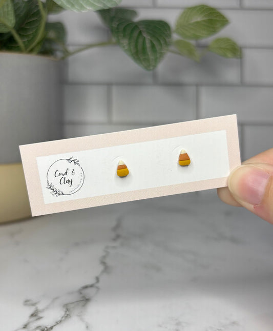 Tiny Candy Corn Studs|1612