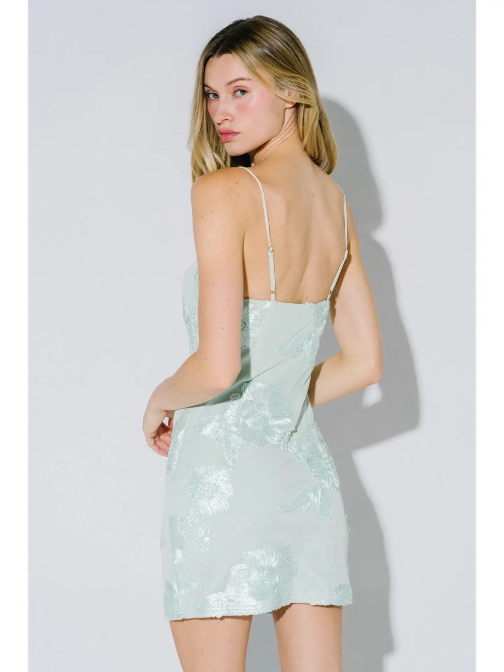 Mint To Be Mini|8680