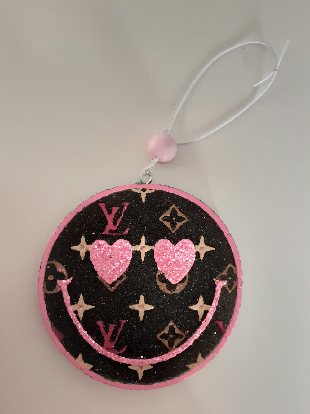 CAR FRESHIE-LV SMILEY PINK|7232