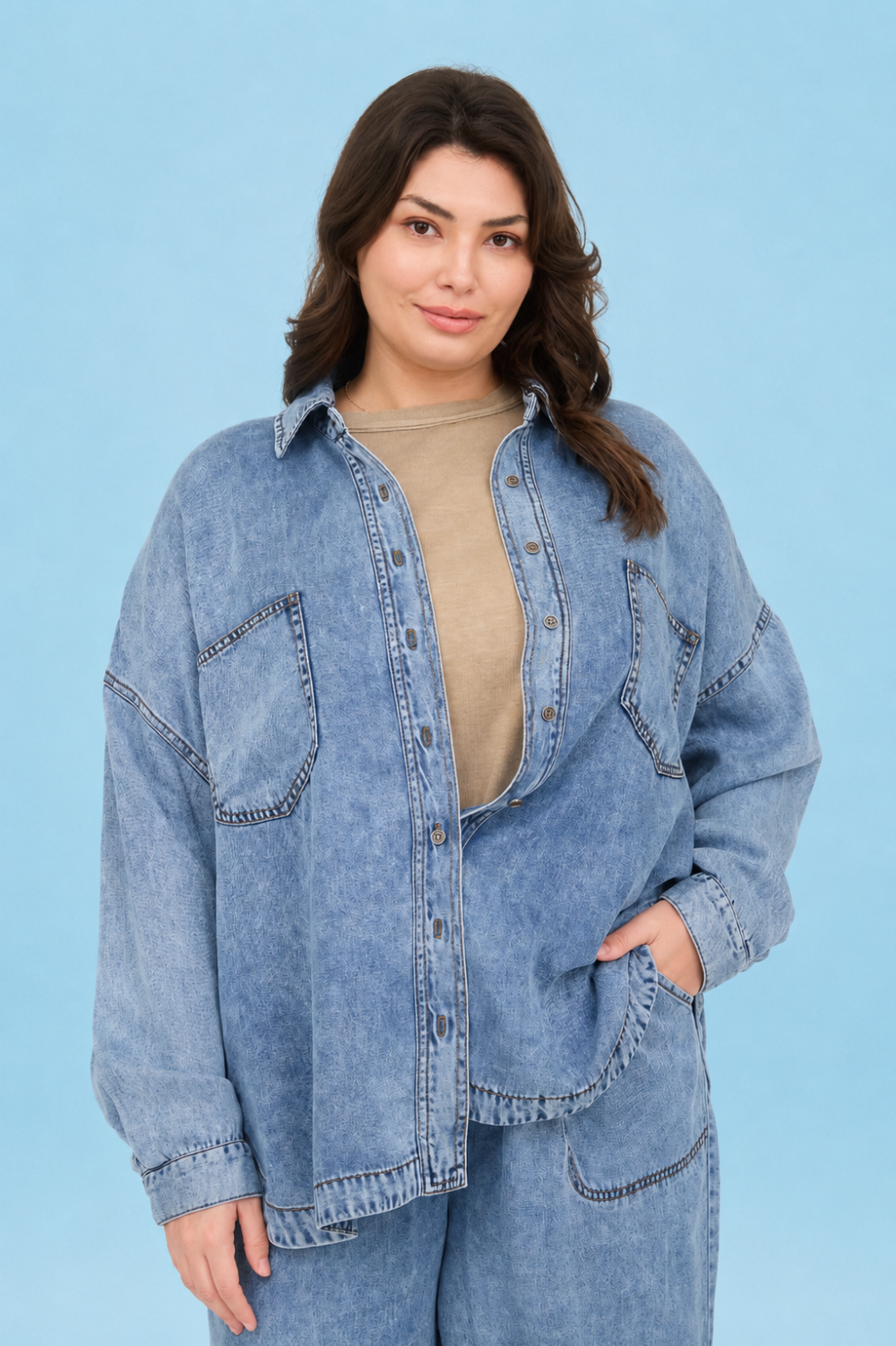 WASHED CHAMBRAY BUTTON DOWN LONG SLEEVE SHIRT : CHAMBRAY|9136