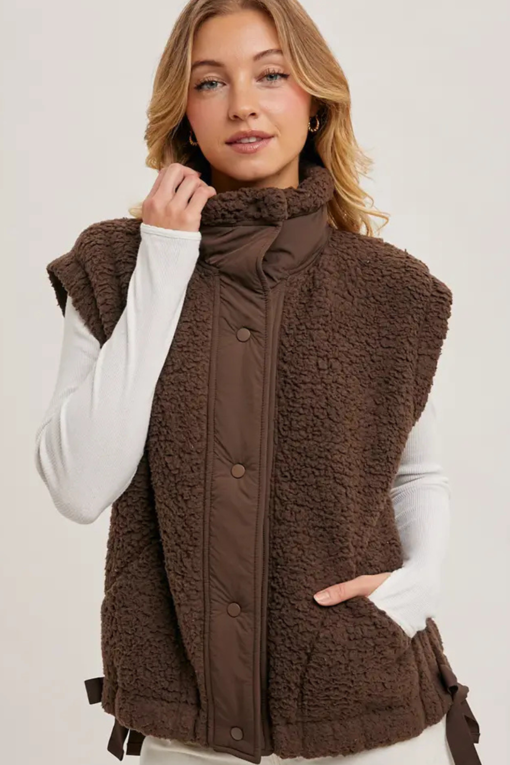 Chocolate Sherpa Vest|2358