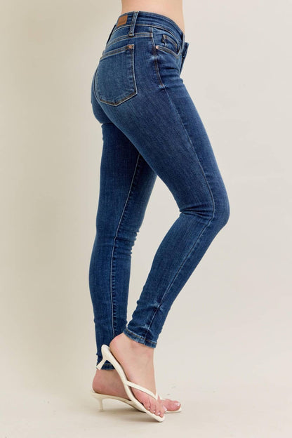 Core Mid Rise Skinny Judy Blue