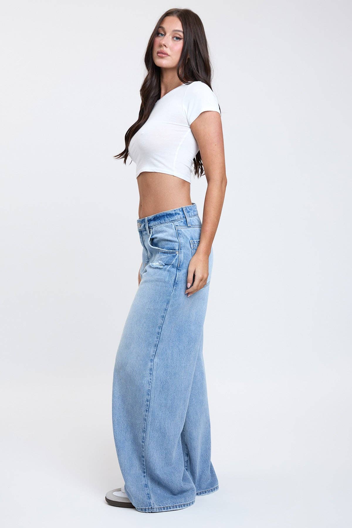 Billie Relaxed Rise Baggy Wide Leg Jeans