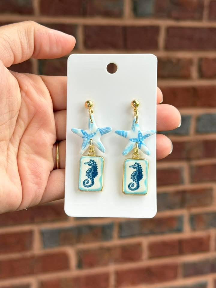 Seastar and seahorse dangling earrings|7898