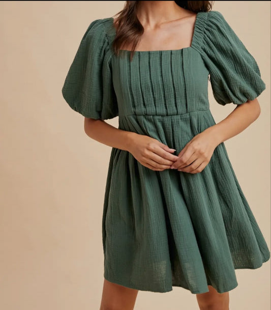 Evergreen Puff Sleeve Dress|736