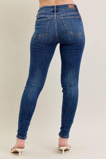 Core Mid Rise Skinny Judy Blue
