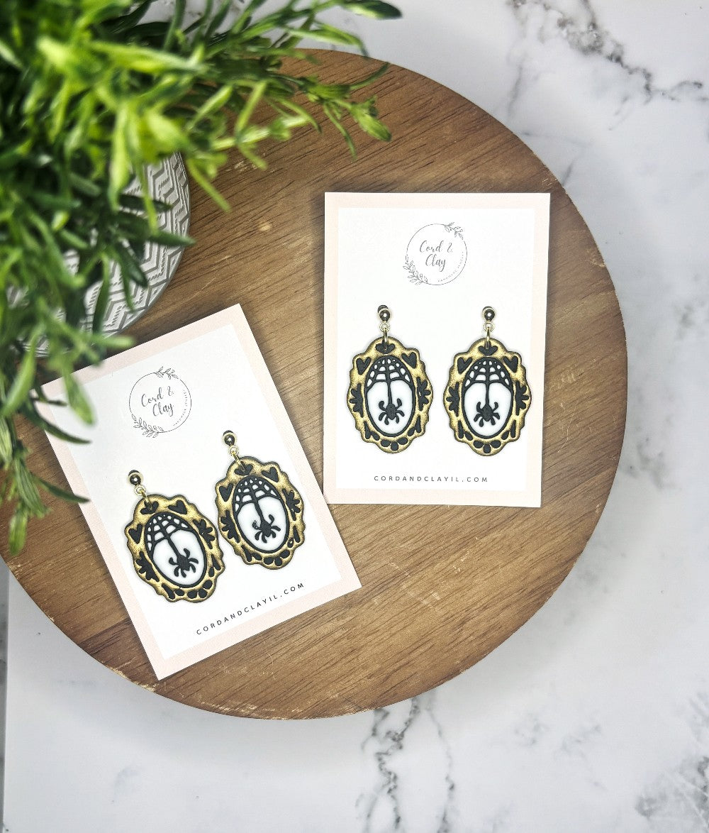 Framed Spider Dangles - NF|9067